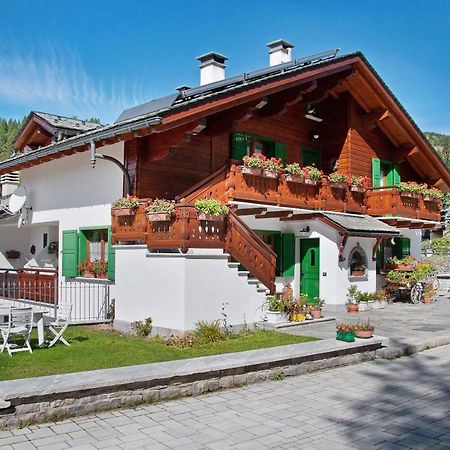 Ginepro Casa Vacanze มาเดซิโม ภายนอก รูปภาพ